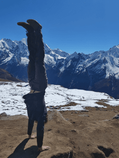 the person who gave the testimonial